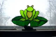 froglillypad.jpg
